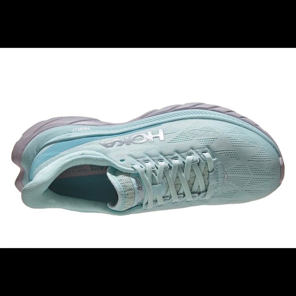 Hoka Mach 4